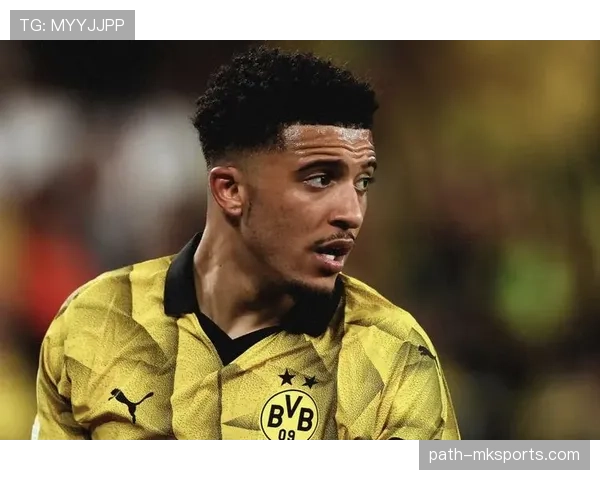 贝肯鲍尔自由人体系重塑现代足球战术,引领球员角色新变革 贝肯鲍尔自由人体系重塑现代足球战术,引领球员角色新变革