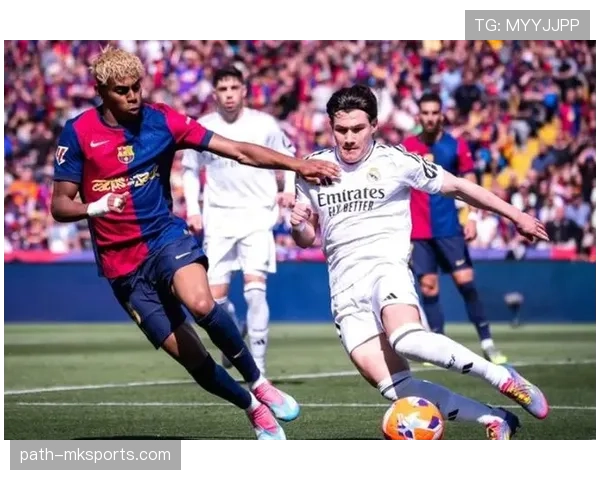 西甲豪门再燃战火:巴萨皇马巅峰对决,状态回升成焦点 西甲豪门再燃战火:巴萨皇马巅峰对决,状态回升成焦点